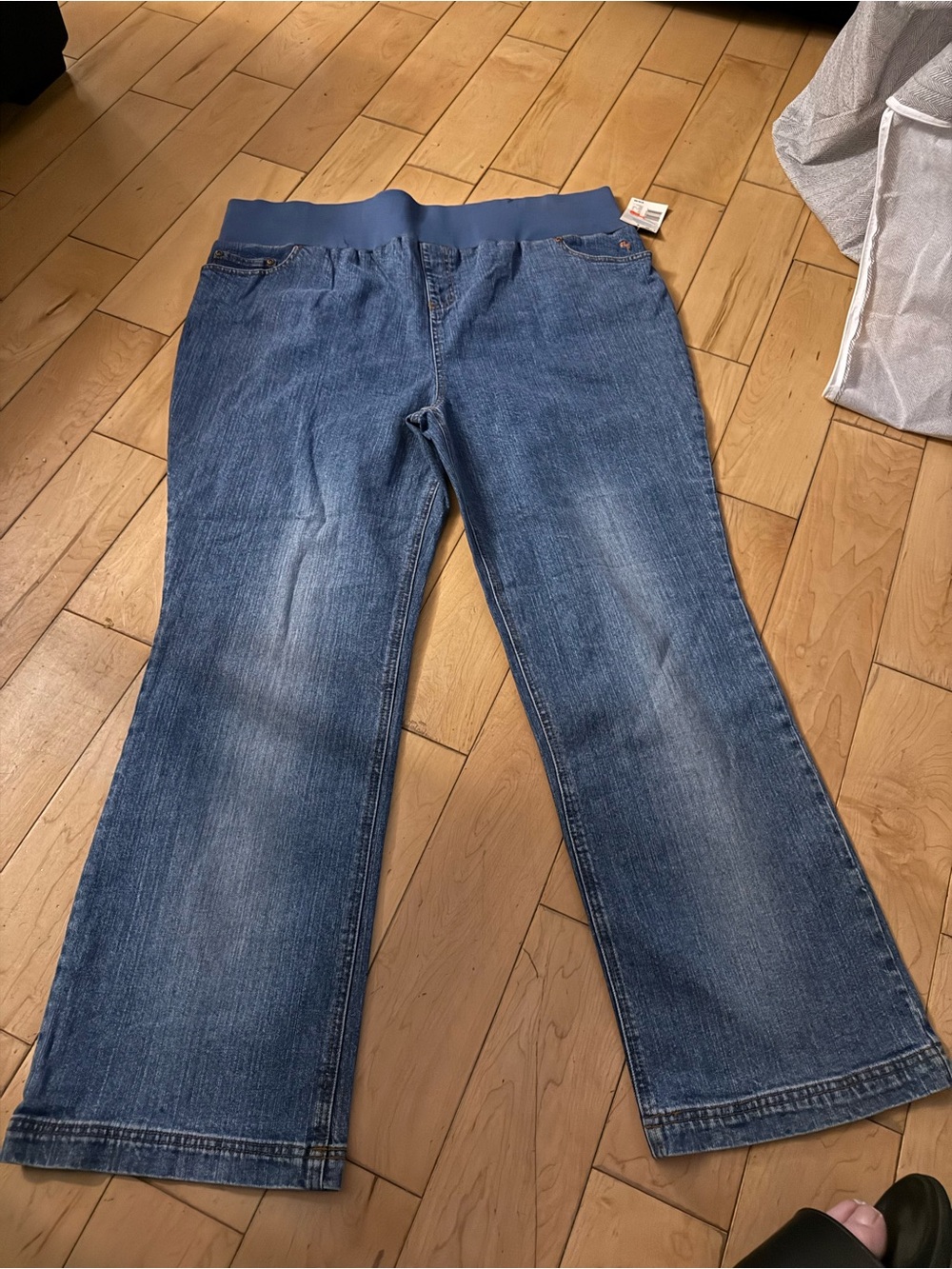 High-Rise Blue Wide-Leg Stretch Jeans with Elastic Waist- maternity
